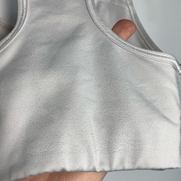 Nike dri fit sport bra, size small ￼ - Picture 5 of 6